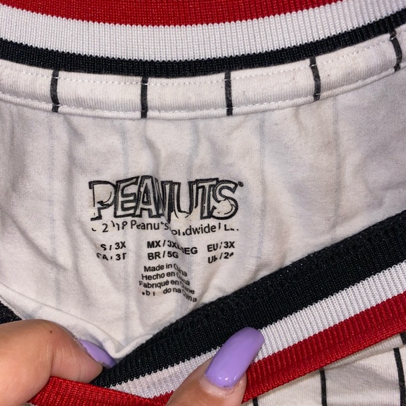 T-shirt - Picture 2 of 3